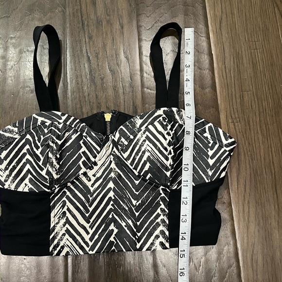 MINKPINK Crop Top - Picture 6 of 6